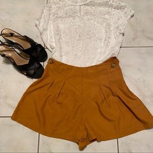 Urban Outfitters Flowy Short, size 6